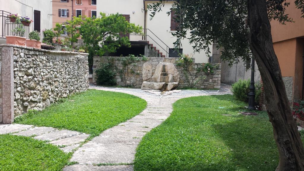 מאלצ'סינה Piccolo Residence מראה חיצוני תמונה